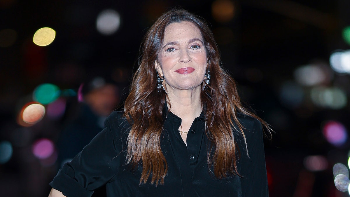 Drew Barrymore arrives for late night TV show