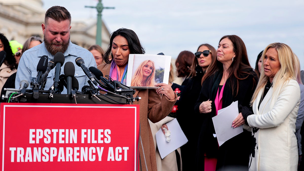 Khanna, Massie, Greene urge Senate to pass Epstein bill unchanged, warn of ‘reckoning’ 6 Sky Roberts, brother of Virginia Giuffre, speaks in Washington, D.C.