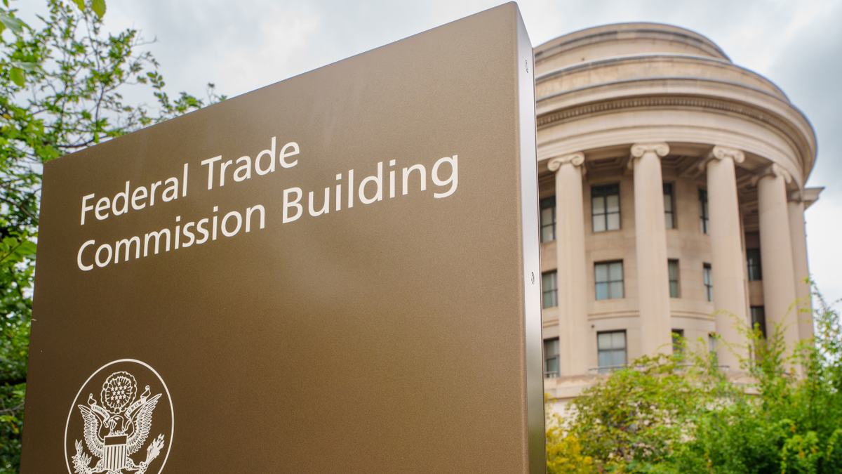 O exterior do edifício da FTC em Washington, DC.