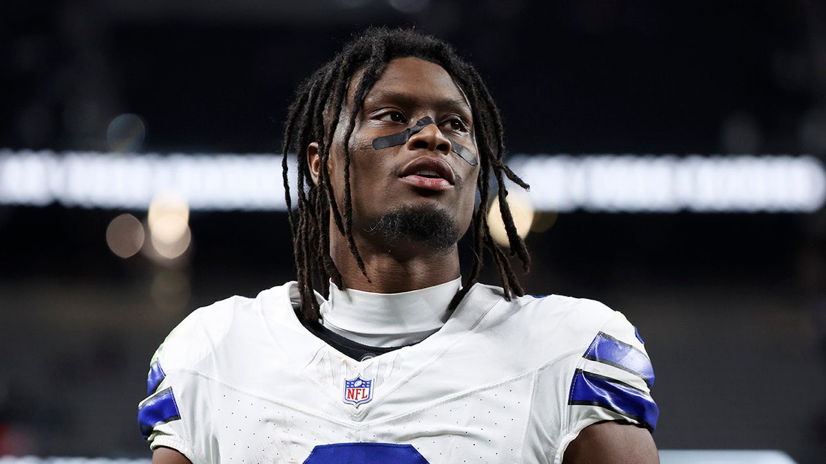 thumbnail image 2 of Youth George Pickens #3 Dallas Cowboys FUSE Navy Stitched Jersey – Tariff Free 2 of 6