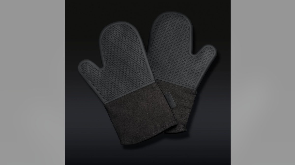 Stay safe while transporting your turkey. 