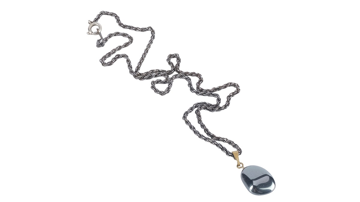 Dawson Leery’s necklace, given to Joey Potter in Dawson’s Creek (1998–2003).