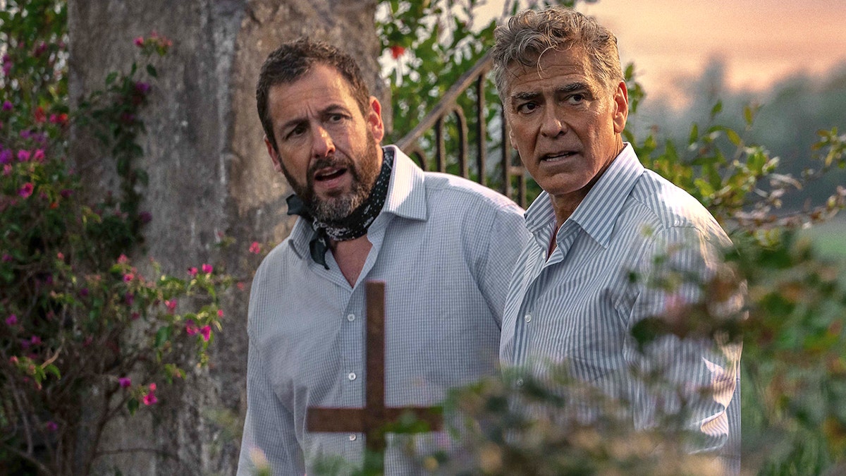 Adam Sandler, George Clooney in Jay Kelly