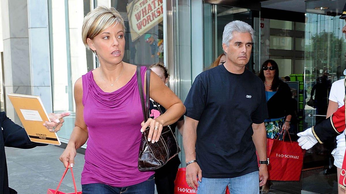 凱特·戈塞林 (Kate Gosselin) 和史蒂夫·尼爾德 (Steve Neild) 2009 年在紐約