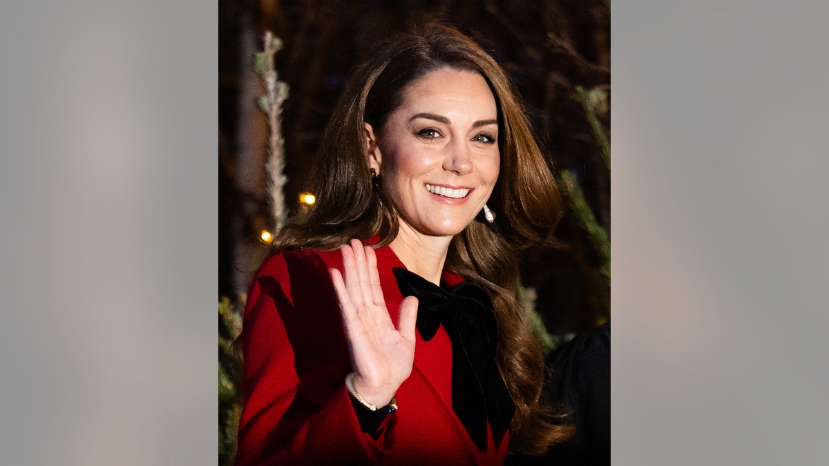 Kate Middleton extends olive branch to Andrew's daughters amid Jeffrey Epstein disaster: expert  at george magazine