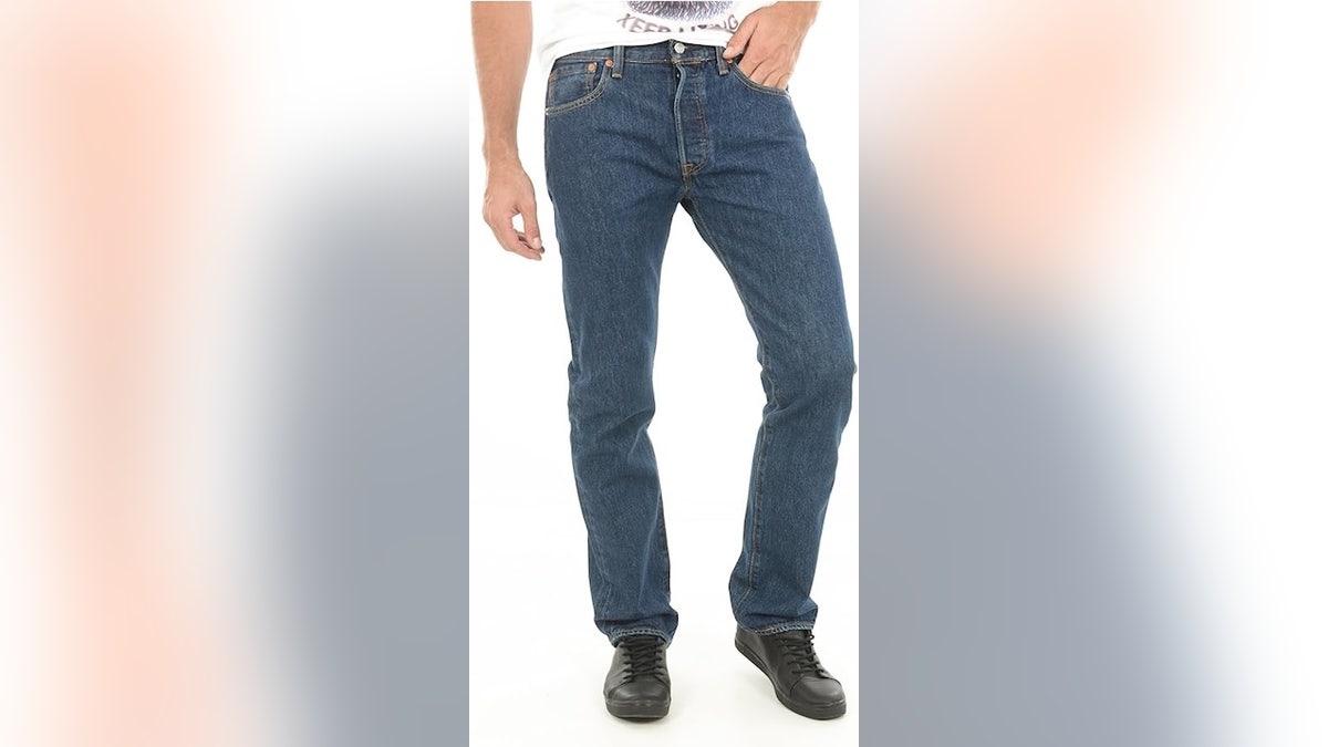 Load up on classic Levi’s while they’re 50% off. 