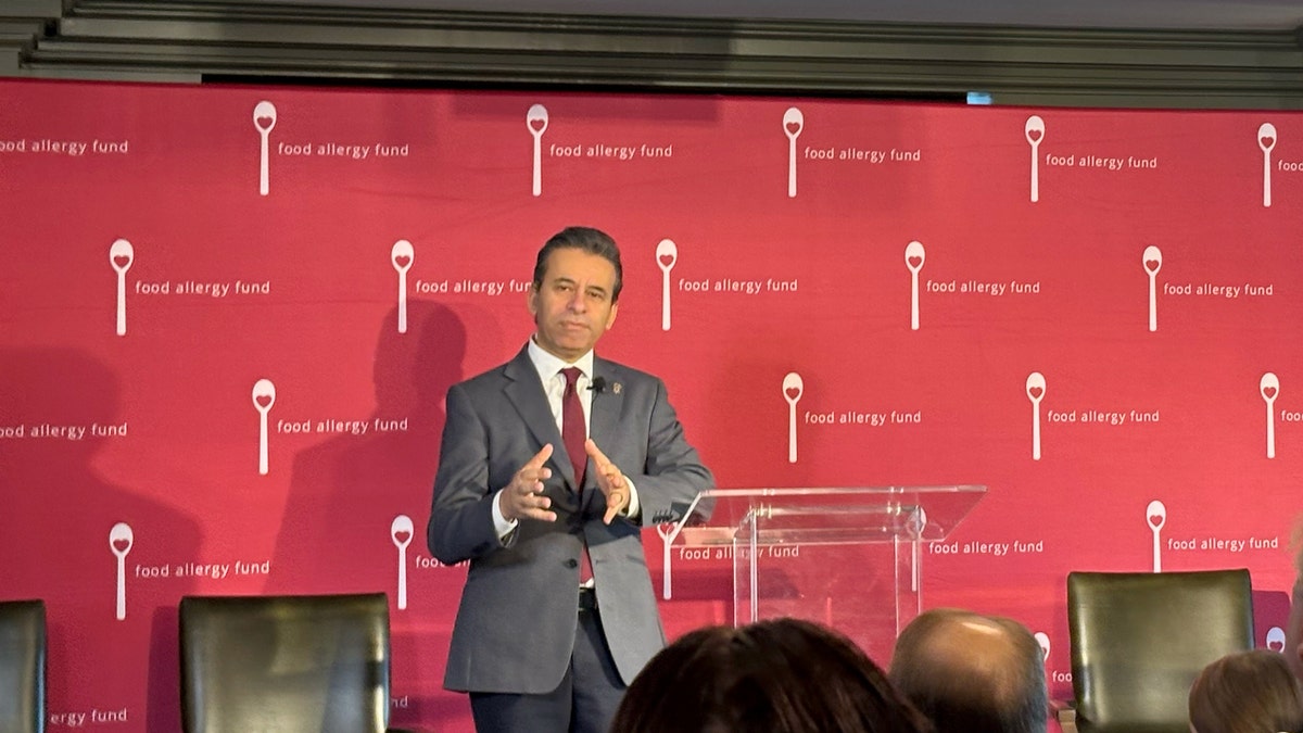 অন্ত্রের ভারসাম্যহীনতা আমেরিকার খাদ্য অ্যালার্জি মহামারী চালাতে পারে, বিশেষজ্ঞরা সতর্ক করেছেন অন্ত্রের ভারসাম্যহীনতা আমেরিকার খাদ্য অ্যালার্জি মহামারী চালাতে পারে, বিশেষজ্ঞরা সতর্ক করেছেন