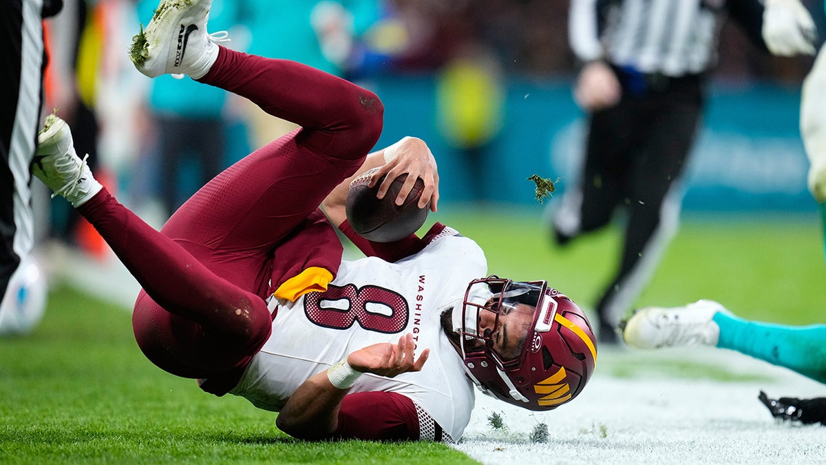 馬奎斯·馬里奧塔跳水出界