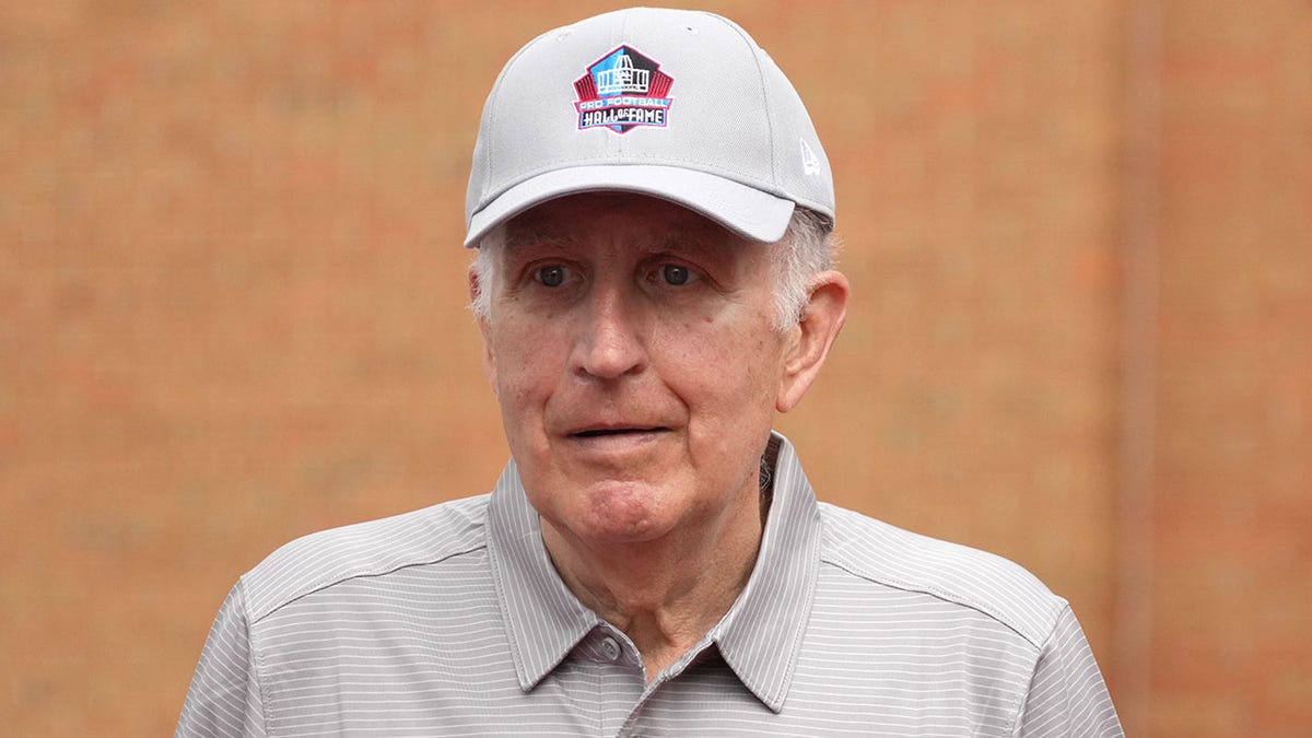 Paul Tagliabue astatine the 2022 HOF ceremonies