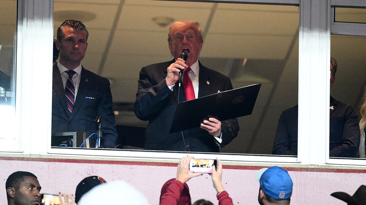 Donald Trump reads names in Landover, Maryland.