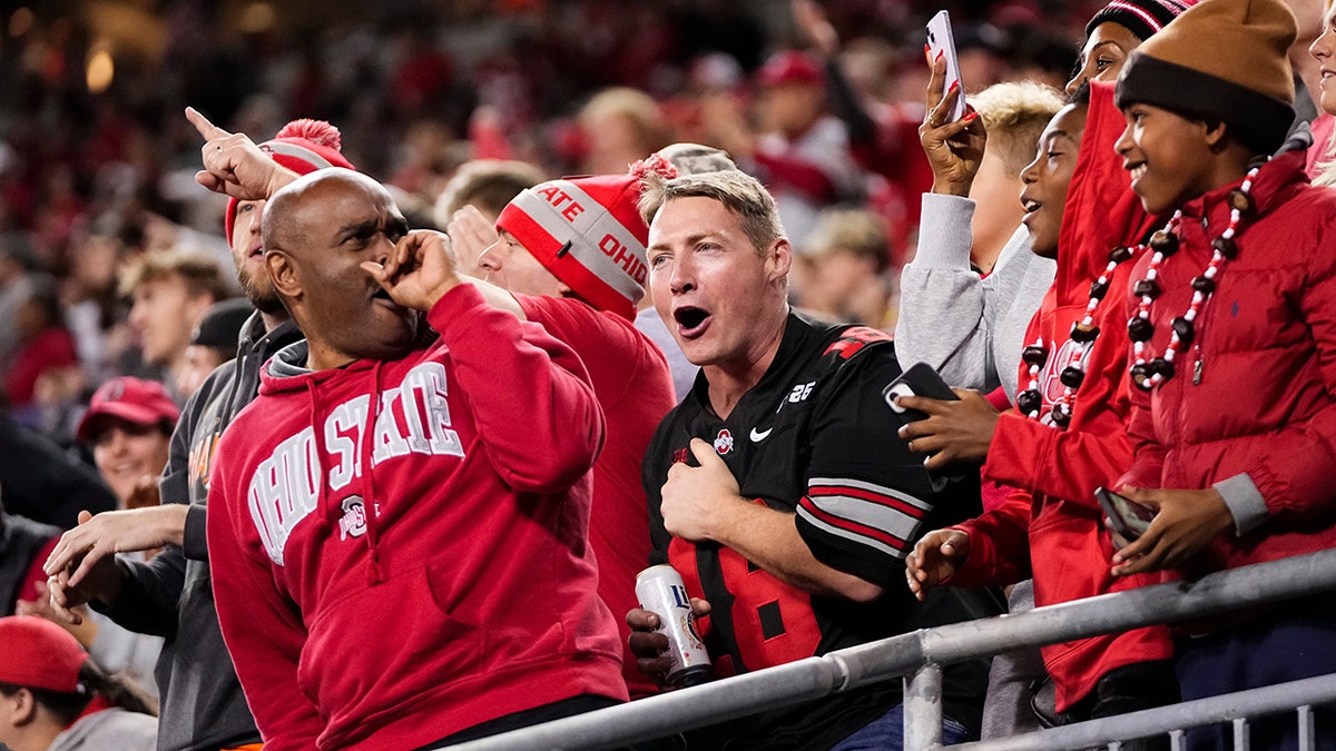 Ohio State fans yell