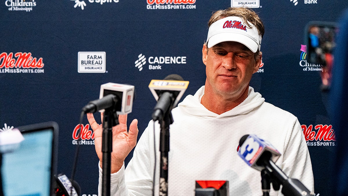 Lane Kiffin answers questions