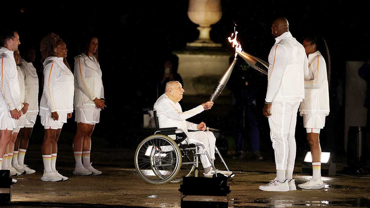 Charles Coste passes the torch