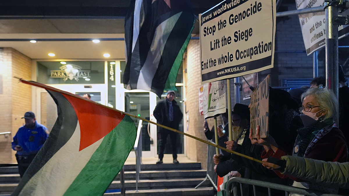 Protesters outside the Park East Synagogue in Manhattan