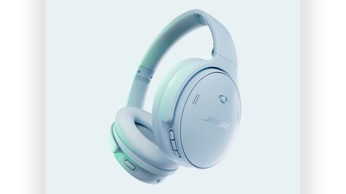 Choose from two listening modes and get 24 hours of battery life.