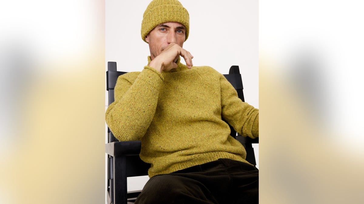 This sweater comes in four vibrant colors. 