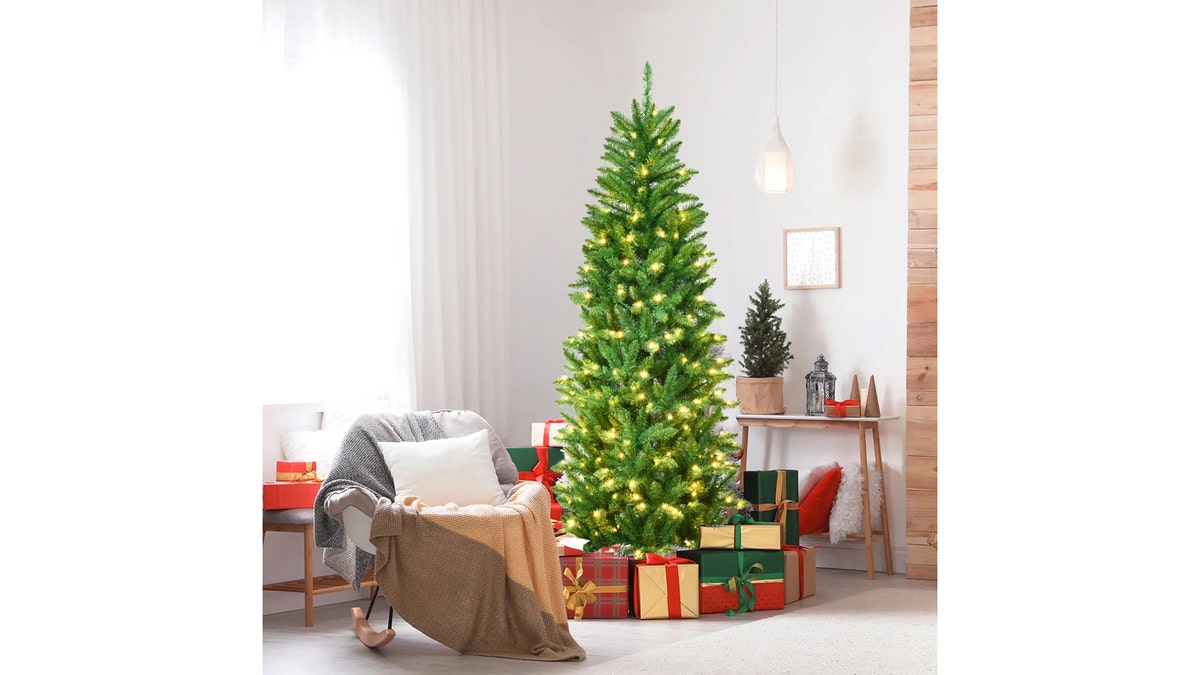 This no-fuss tree fits in small spaces.
