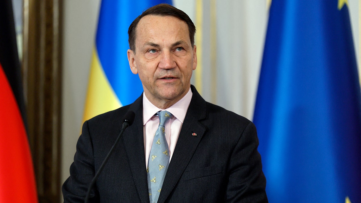 Polish Foreign Minister Radoslaw Sikorski