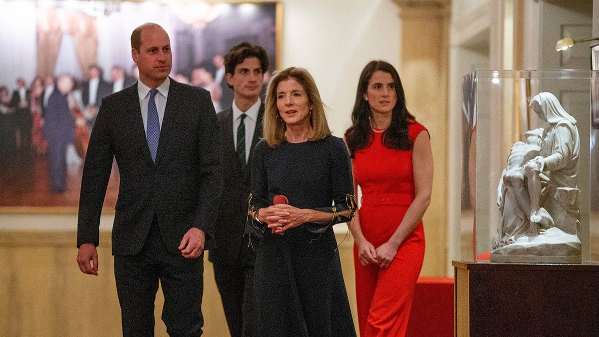 Tatiana with her mother Caroline Kennedy and Prince William at the JFK library