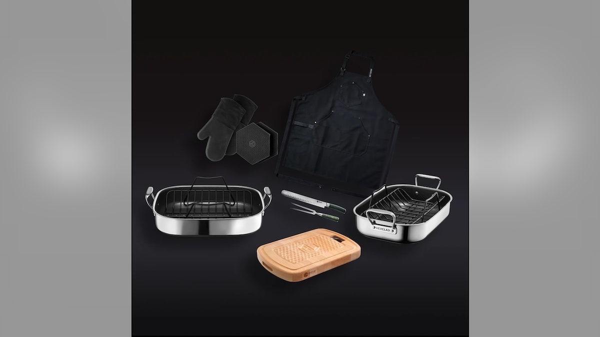 Everything you need to serve a mouth-watering turkey. 