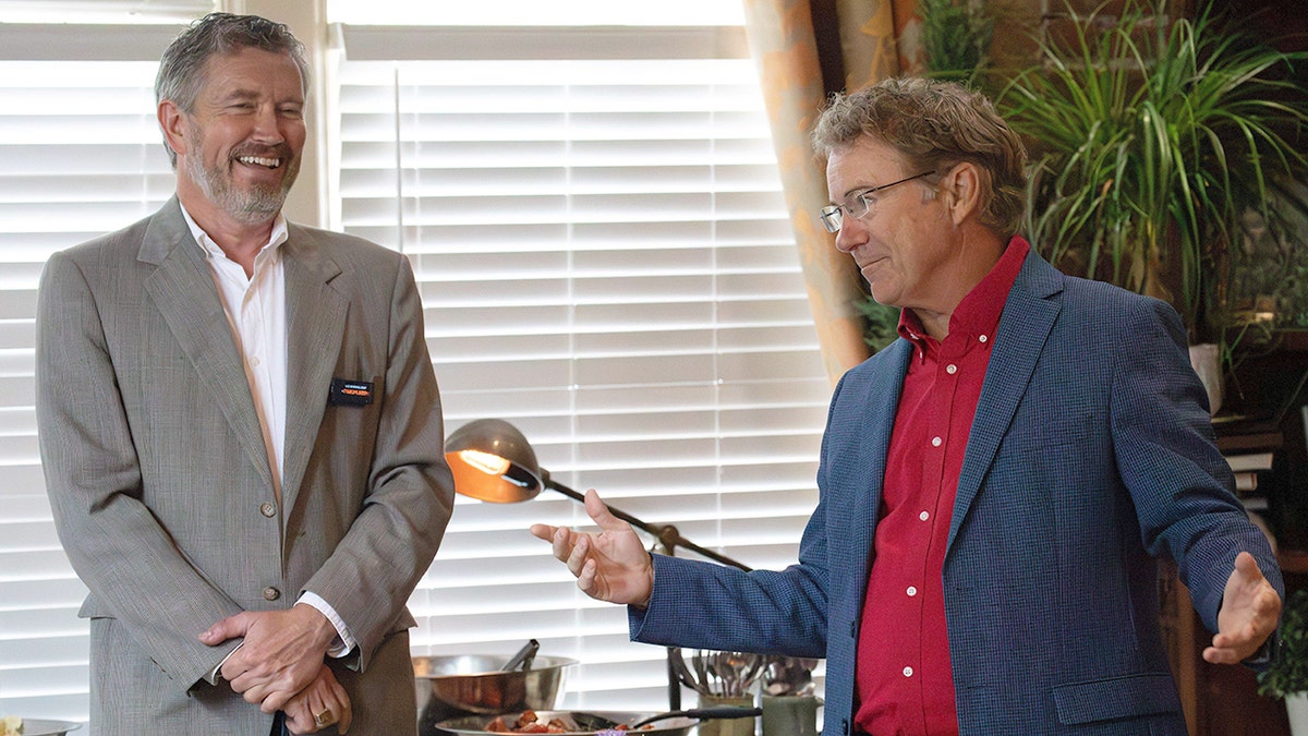 Vertegenwoordiger Thomas Massie (links) en senator Rand Paul (rechts)