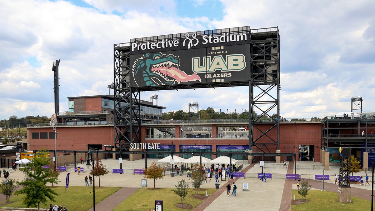 University of Alabama astatine  Birmingham stadium exterior view