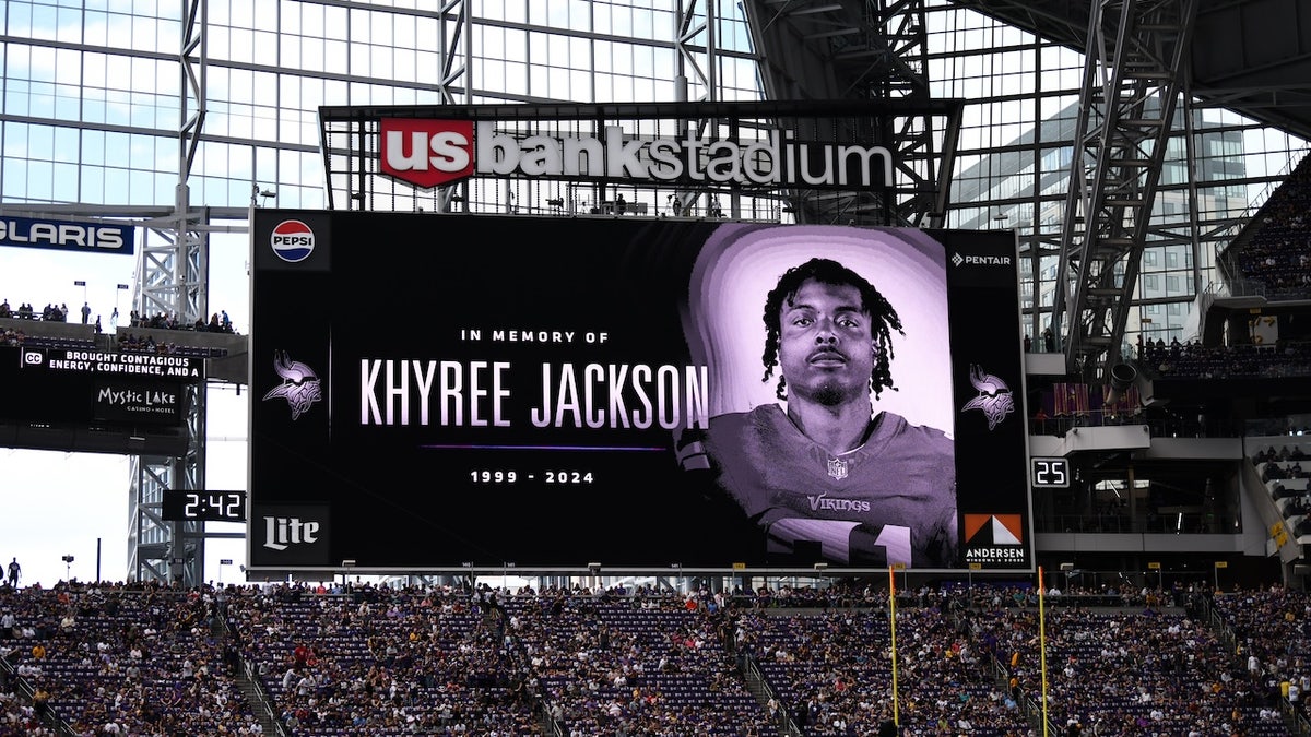 Drunk driver pleads guilty to crash that killed Vikings' Khyree Jackson at george magazine