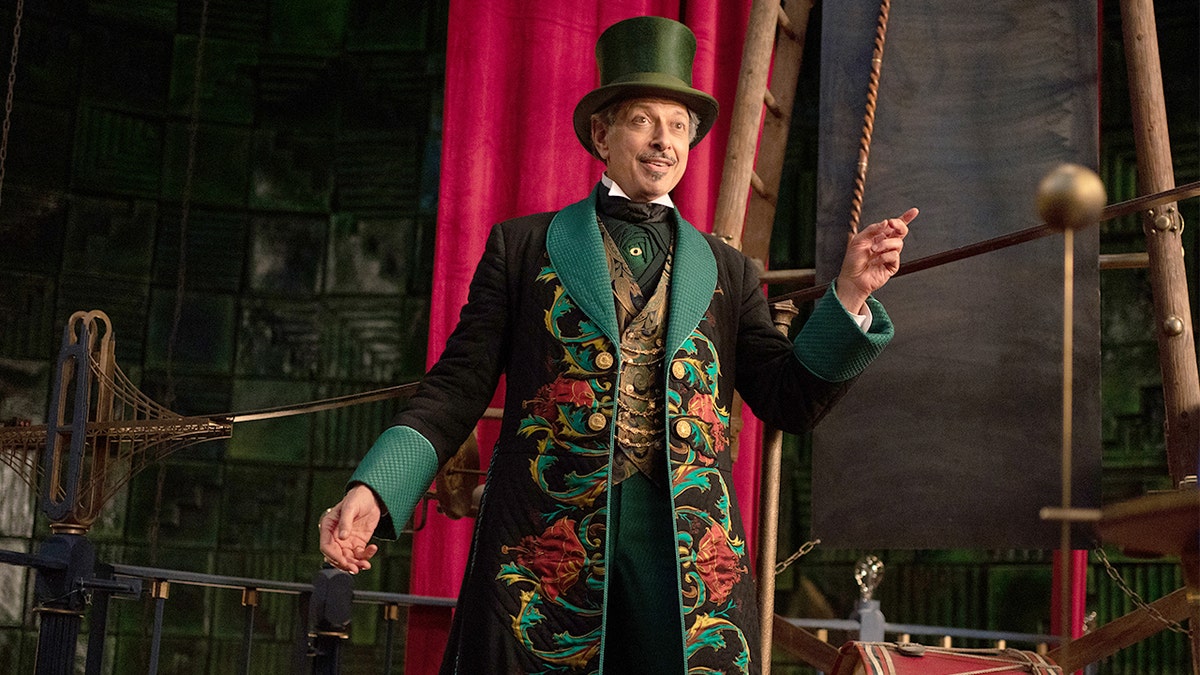 'Wicked: For Good' Review: Ariana Grande, Cynthia Erivo work their magic in a darker final act at george magazine