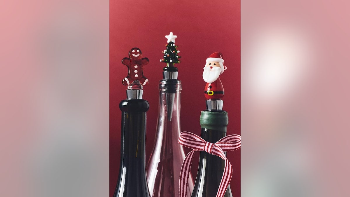 A festive upgrade for the classic host gift. 