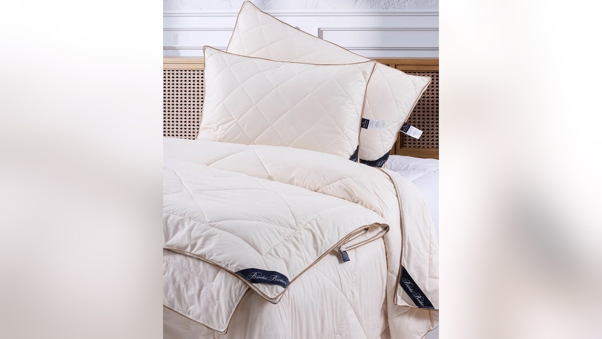 Wool makes a great hypoallergenic choice for bedding.