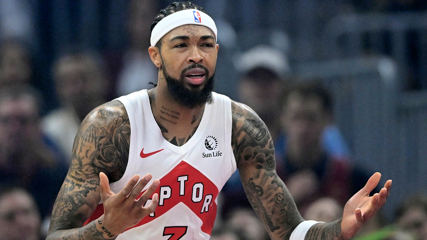 Raptors star fined $25,000 for hitting staffer with water bottle after spiking it to ground