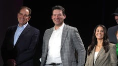 Tony Romo's awkward noises during NFL broadcast draws criticism