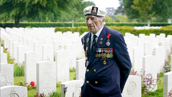 WWII veteran laments soldiers' sacrifice 'wasn't worth the result' of modern Britain - Fox News