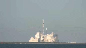 Blue Origin successfully launches NASA spacecraft on journey to Mars after delays - Fox News