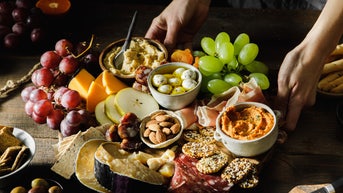 Everything you need to build the perfect holiday charcuterie board - Fox News