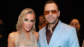 Donnie Wahlberg's 'midnight' Thanksgiving obsession with wife Jenny McCarthy - Fox News