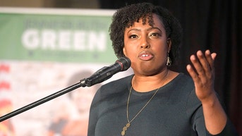 Dems fine firing troops over Biden’s vax order but furious over Trump ‘treason’ talk, GOP vet says - Fox News