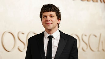 'Now You See Me' star Jesse Eisenberg 'excited' to donate his kidney to stranger - Fox News
