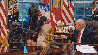 Trump pauses busy day to greet young visitors as sweet Oval Office moment goes viral - Fox News