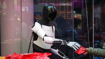 Elon Musk teases a future run by robots - Fox News