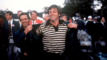 Fuzzy Zoeller, who won Masters in first appearance at Augusta National, dead at 74