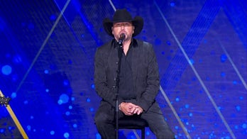 Jason Aldean delivers powerful performance at FOX Nation Patriot Awards after emotional Charlie Kirk tribute