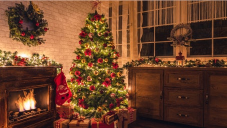 17 last-chance artificial Christmas tree and wreath deals, starting at $41.99