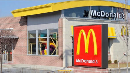 Fast-food restaurants turn to new technology to reshape how customers place orders