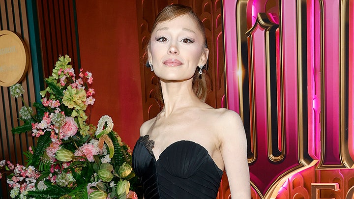 Fan jumps barricade and ambushes Ariana Grande at 'Wicked For Good' premiere