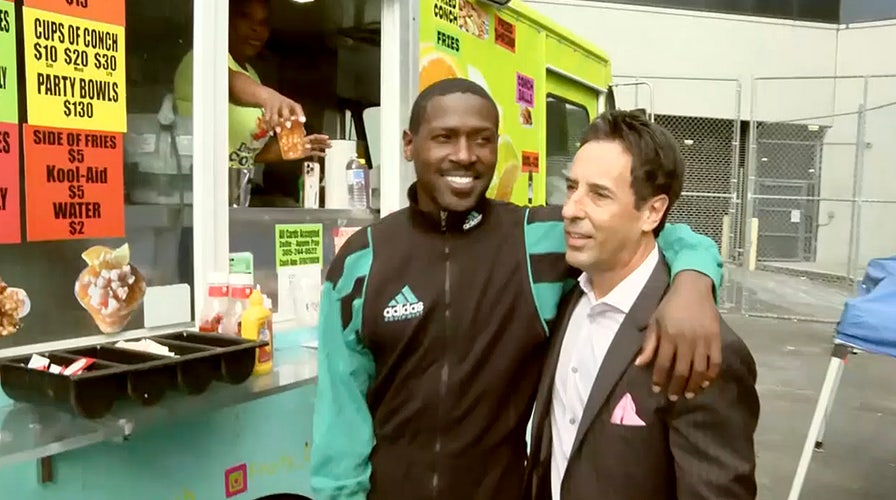 Ex-NFL star Antonio Brown goes to food truck after being released from jail on bond, praises God