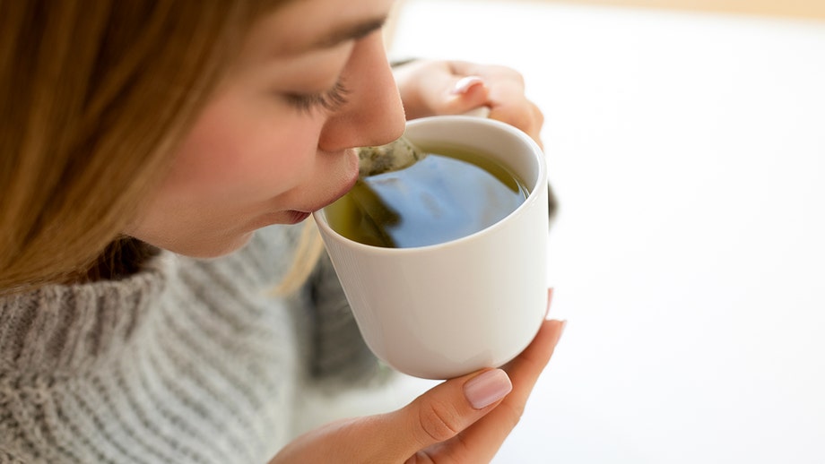 Brain aging may slow with green tea, walnuts and tiny swamp plant, study finds