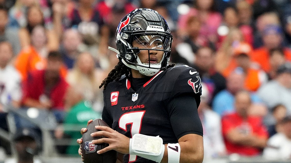 CJ Stroud ruled out with concussion ahead of Texans' pivotal showdown vs Bills