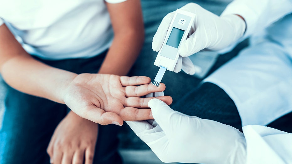 SEN JEANNE SHAHEEN: One immediate way Congress can ease families' insulin costs