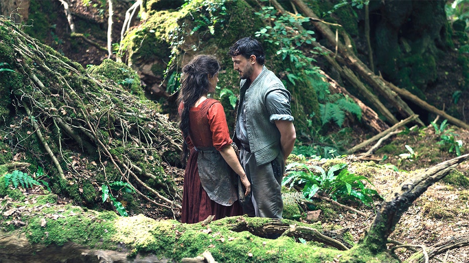 'Hamnet' Review: Jessie Buckley, Paul Mescal lead moving Shakespeare family drama